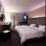 Pentahotel Hotel