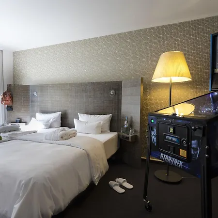 Pentahotel 4*