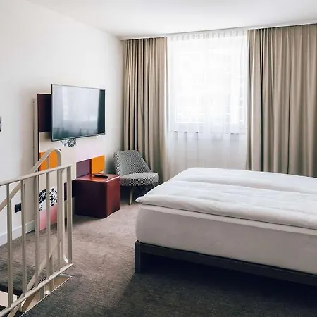 Pentahotel 4*