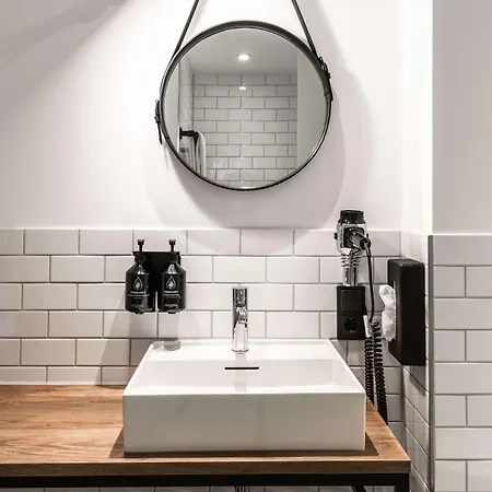 Pentahotel فندق فيسبادن