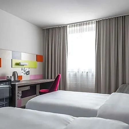 Pentahotel Hotel