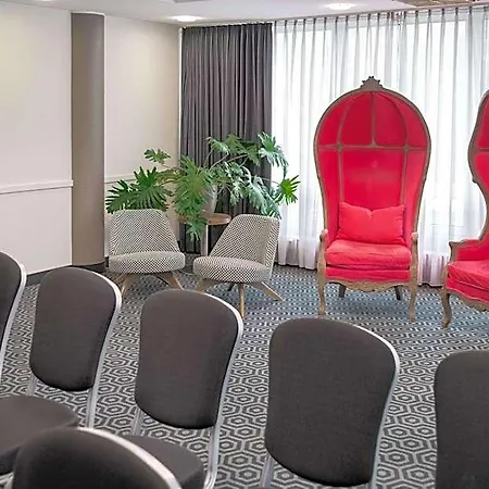 Pentahotel Hotel