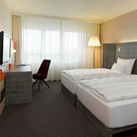 Pentahotel فندق 4*