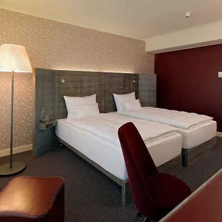 Pentahotel 4*